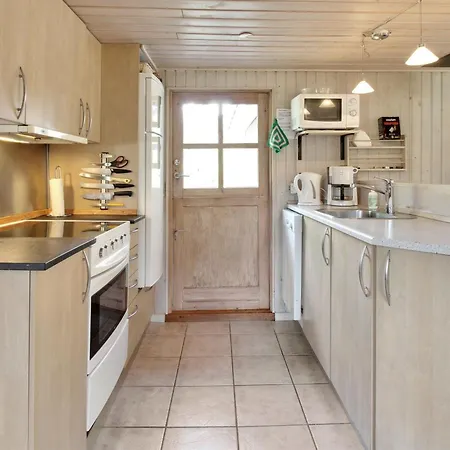 Feriehus Marja - 1-3km From The Sea By Interhome
